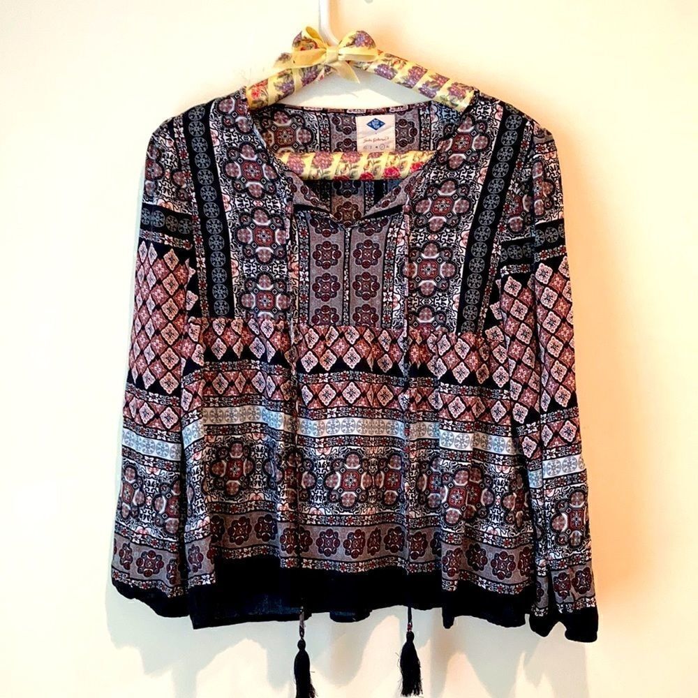 Wild Blue Sadie Robertson Peasant Top